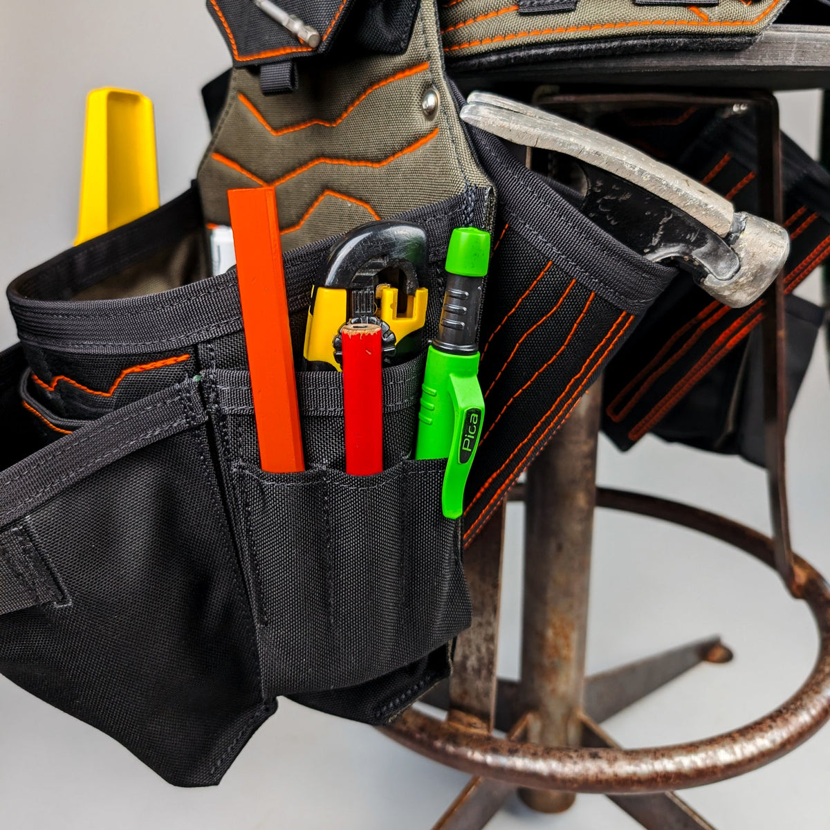 T1 PARK RANGER Pouch — RH