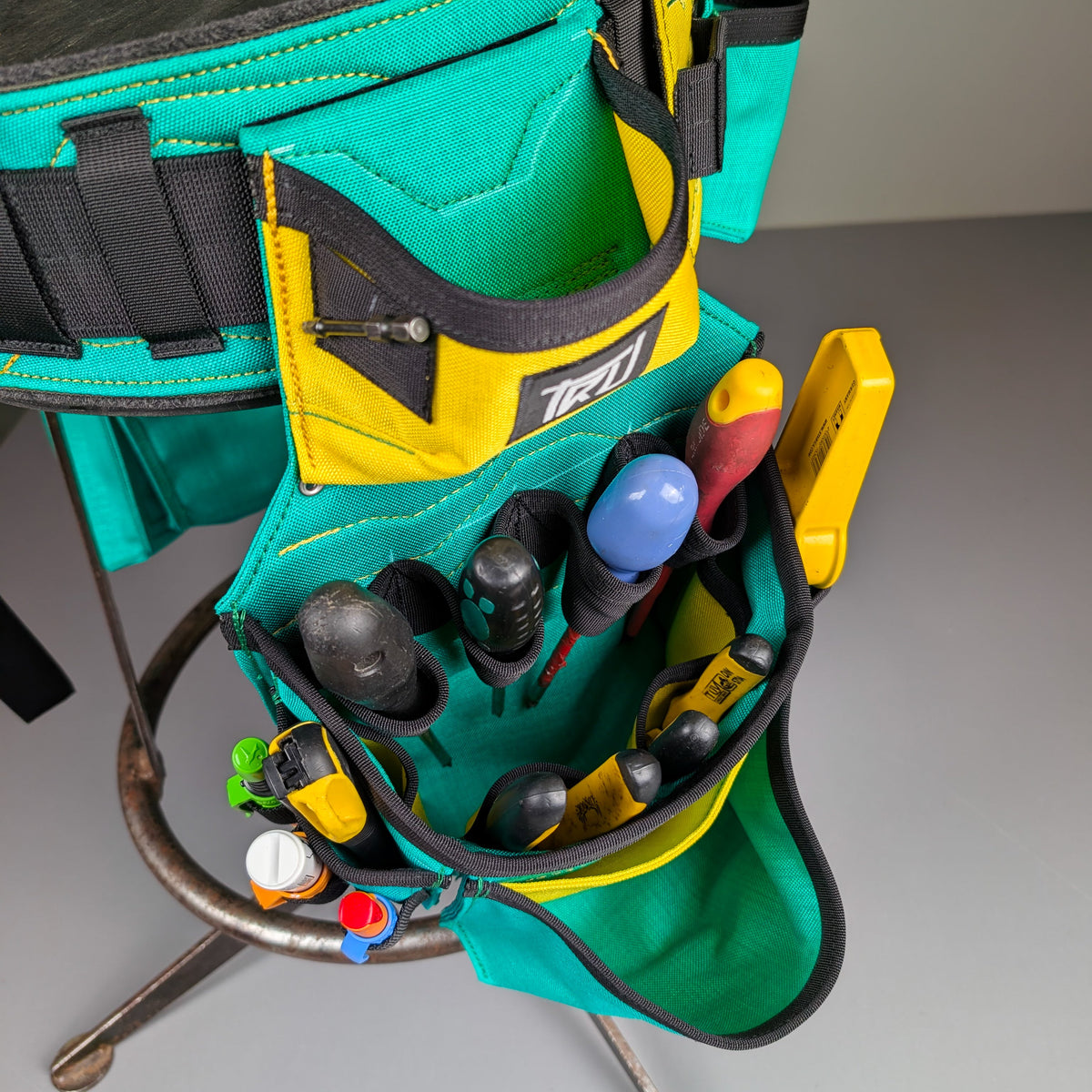 T2 AMP Pouch — Utility + Fastener + Vertical Tool
