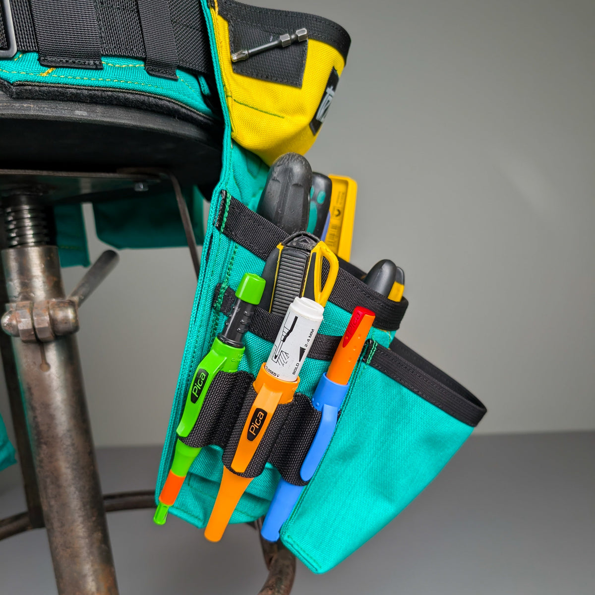 T2 AMP Pouch — Utility + Fastener + Vertical Tool