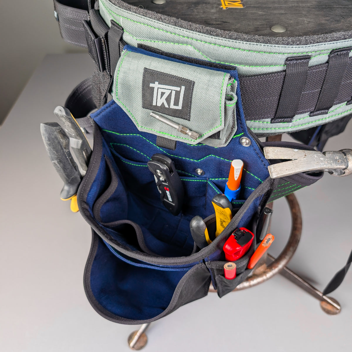 T2 WARDEN Pouch — 1