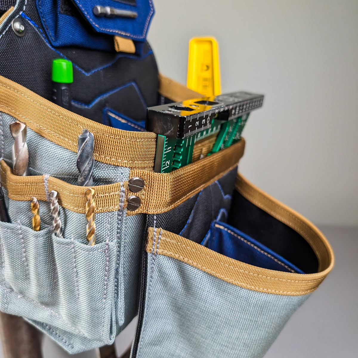 T2 WARDEN Pouch — 1