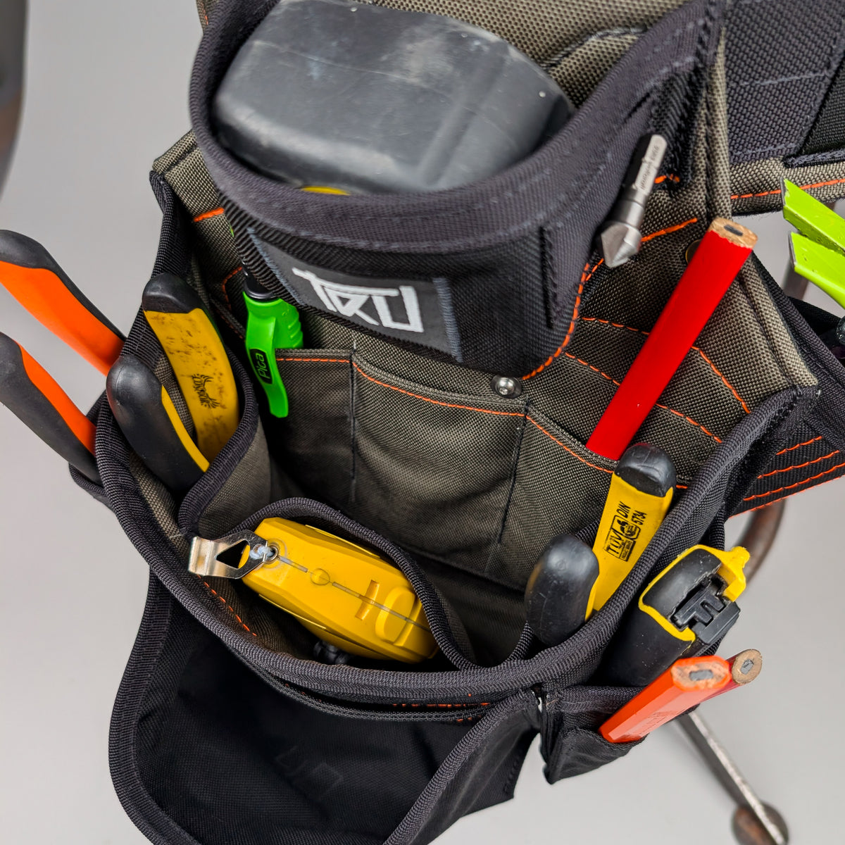 T1 WARDEN Pouch — RH